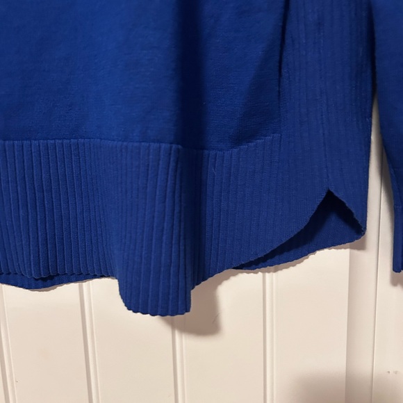 Cable & Gauge Royal Blue Sweater - Picture 3 of 8